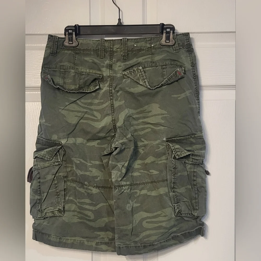 Old Navy Camouflage Shorts Size 16